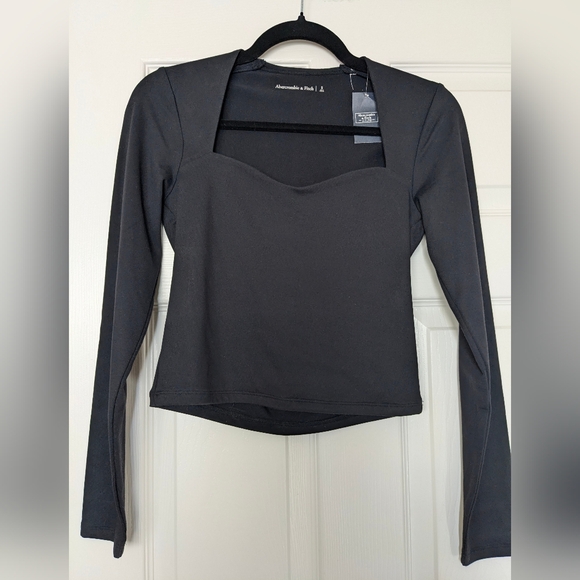 Abercrombie & Fitch black crop long sleeve sweetheart neckline top size S Small - Picture 1 of 7